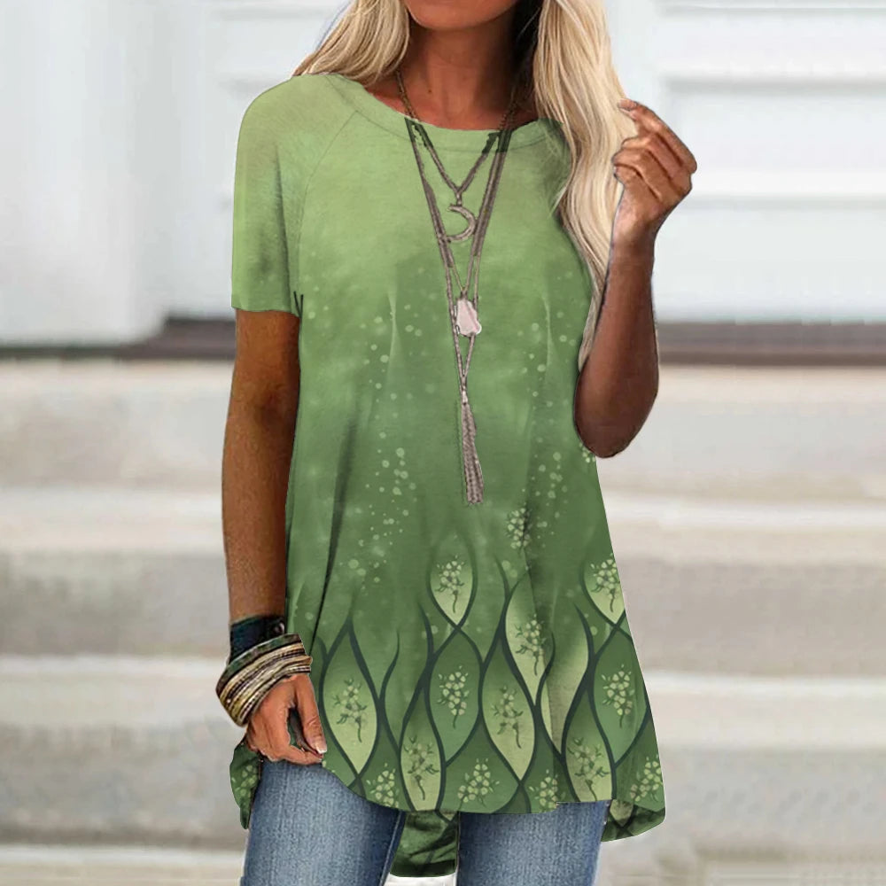 Women's Floral Print Tee - A Casual Chic Must-Have for Summer Style