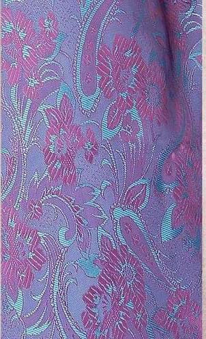 Elegant Paisley  Pink scarf