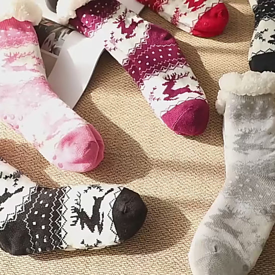 Winter Warm Plush Christmas Socks - Cozy Non-Slip Fuzzy Slippers for Women