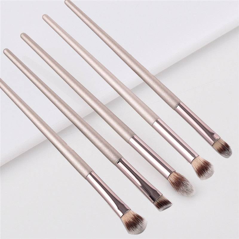 eye liner brushes