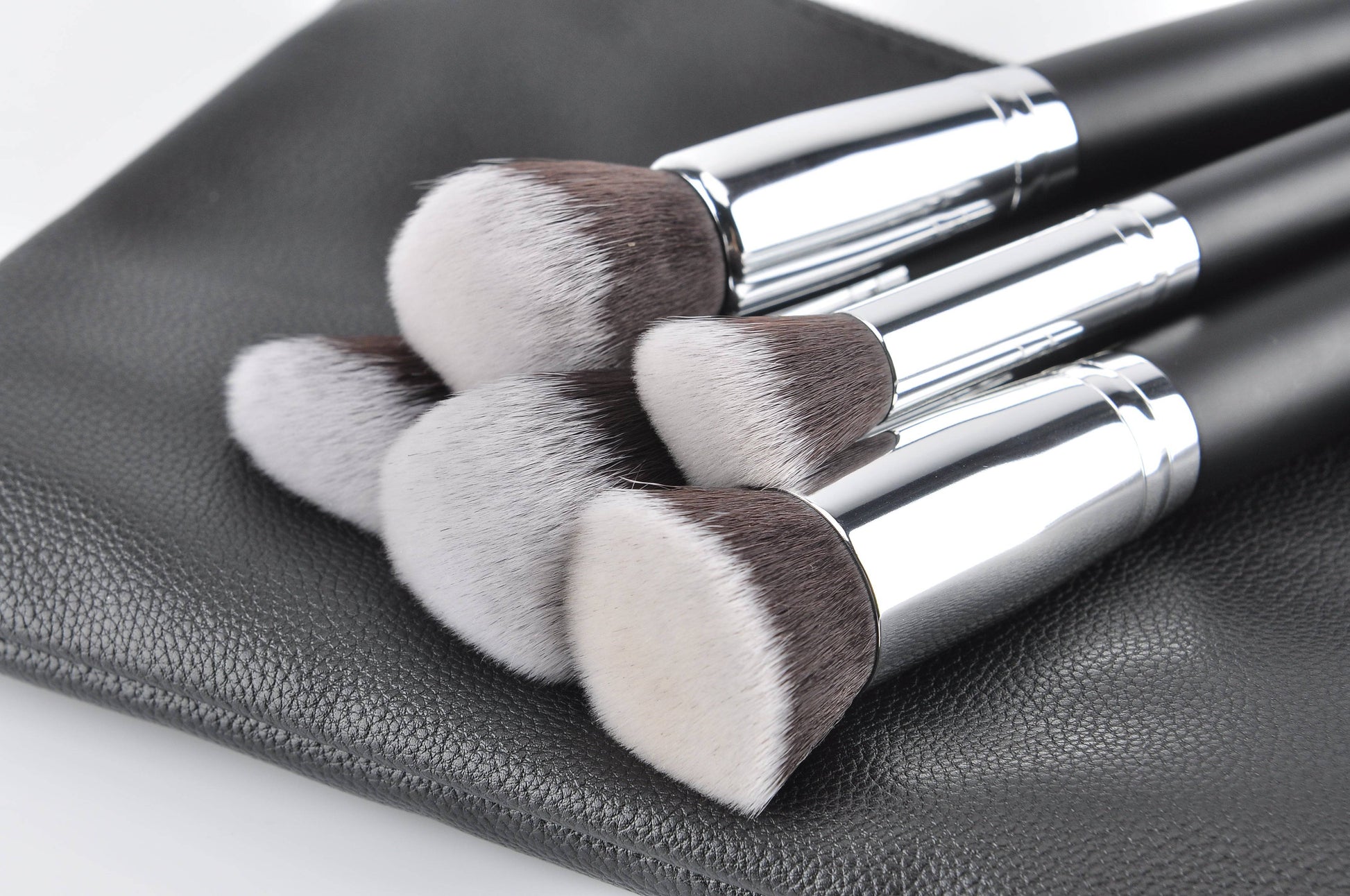 Best makeup brush set for Perfect Finish