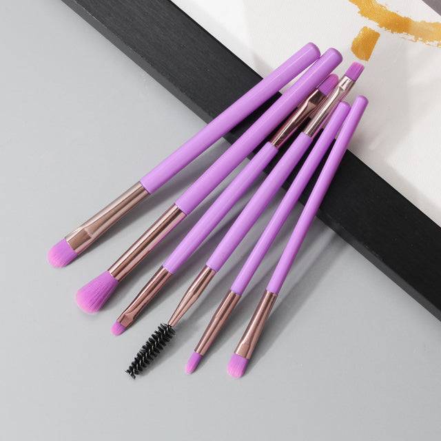 pink make up brushes